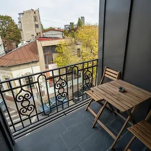 Cozy & Comfortable Apartment, Cismigiu Park - Pop7 Apartment